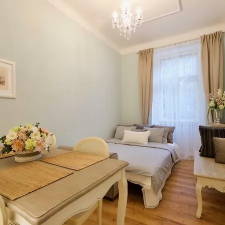 Your Sekaninova Appartement *
